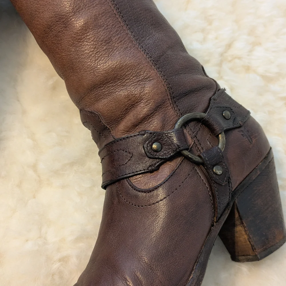 FRYE TAYLOR Brown Leather Harness Boots - 8 - Western, Cowboy - Picture 3 of 11